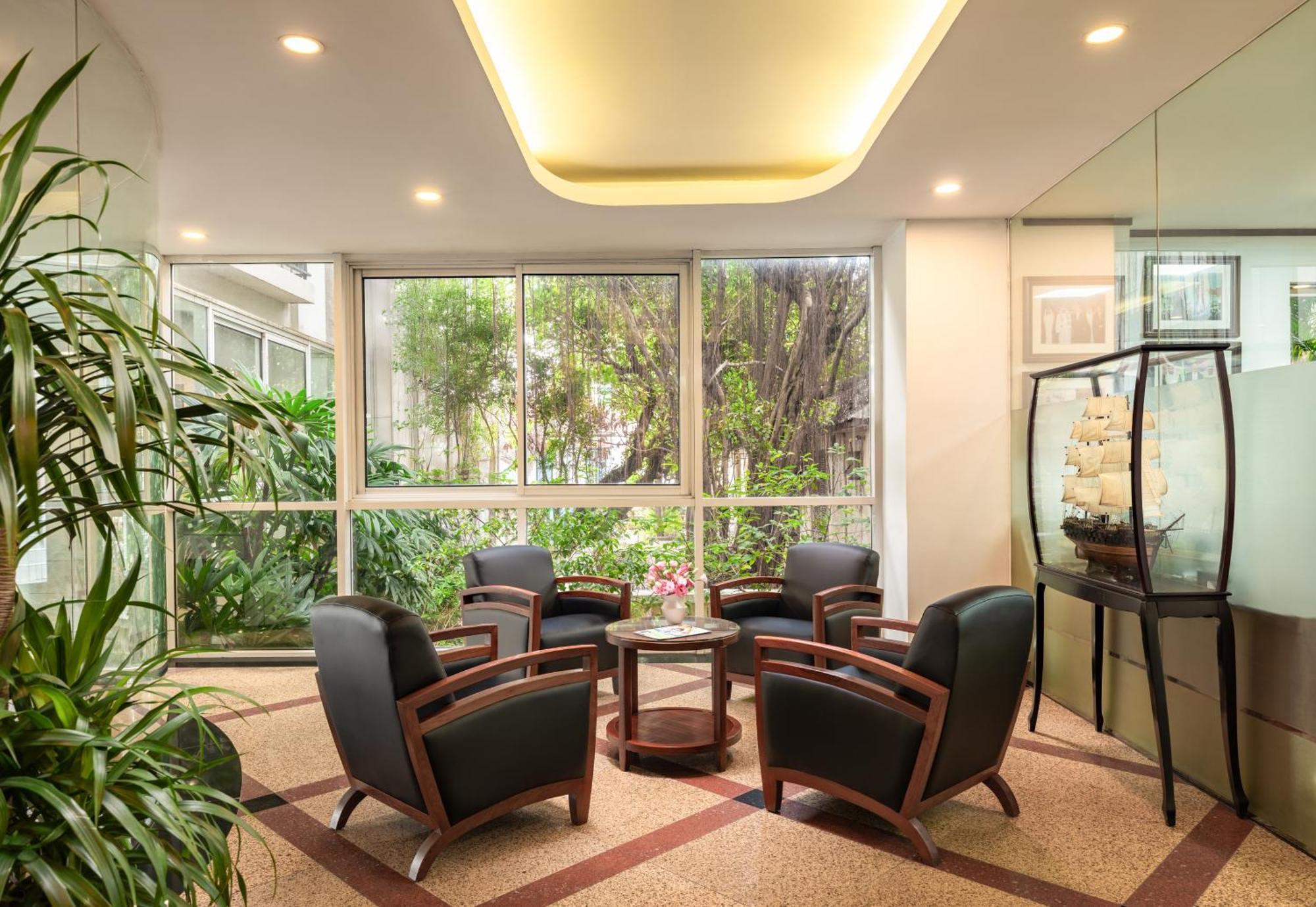 Elegant Suites Central — Photos 3